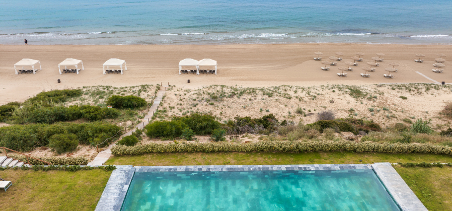 01-mandola-rosa-pool-and-sea-view-grecotel-resort-boutique